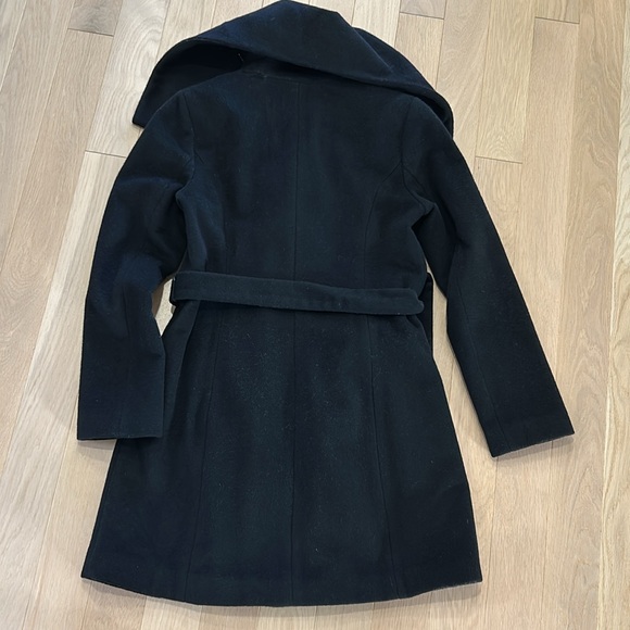 Cole Haan Wool Jacket. Size 4 - Picture 4 of 5